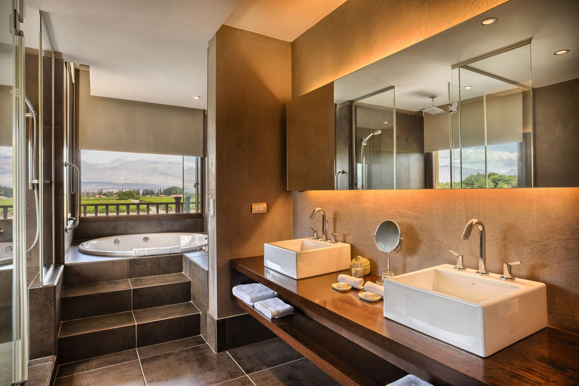 Grace Cafayate Hotel ภายนอก รูปภาพ Bathroom